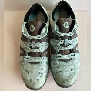 Merrell Size 9 (USA) Siren Hex Q2 E-Mesh Womens Shoes. Almost new.